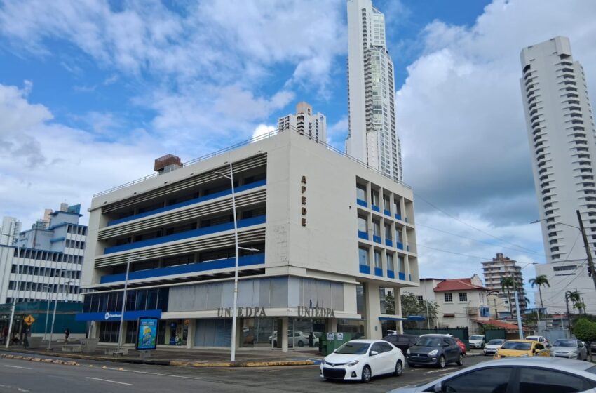  Panamá creció 4.4% en 2025, pero persisten retos en empleo, inversión y equidad, advierte APEDE