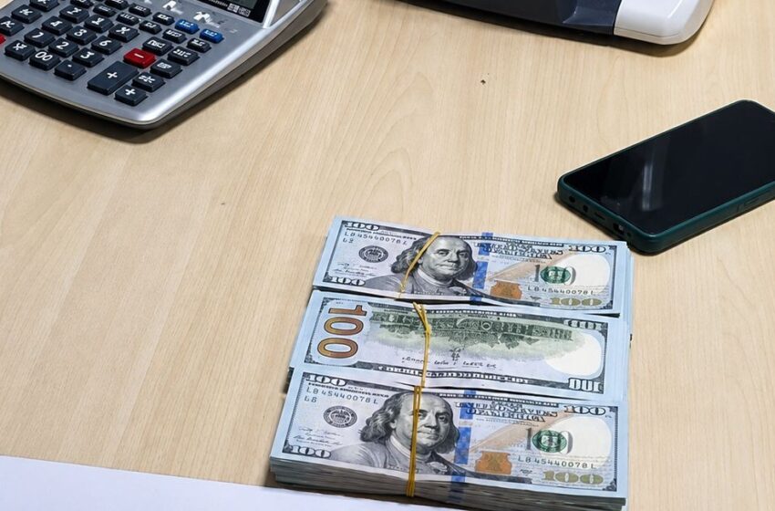 Aduanas retiene B/.28 mil sin declarar a pasajero procedente de Perú en Tocumen