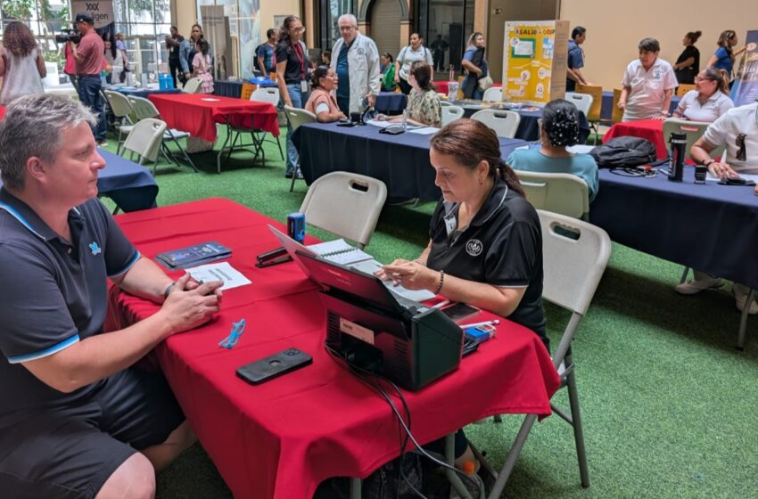  Cientos de personas se beneficiaron con la feria de salud en Soho Mall