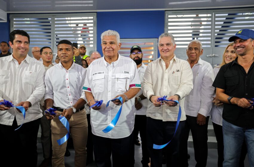  Mulino inaugura el renovado Estadio Armando Dely Valdés y anuncia nuevos proyectos para Colón