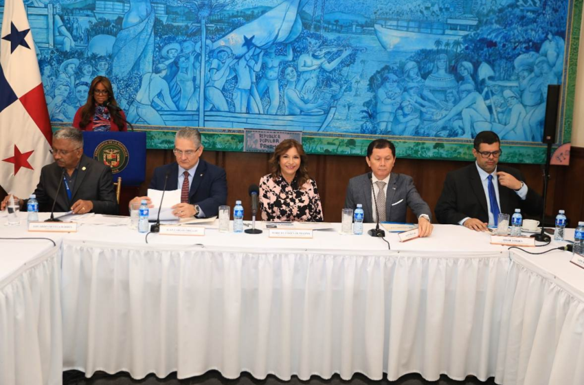  Panamá se posiciona en la ruta de las tecnologías del futuro con nueva Comisión Nacional