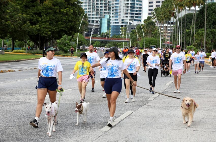  Más de 15 mil panameños se unen por la esperanza en la XXVII Caminata Familiar Susie Thayer