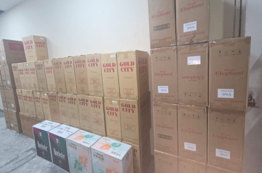  Decomisan 77 pacas de cigarrillos de presunto contrabando valoradas en más de B/.85 mil en Colón