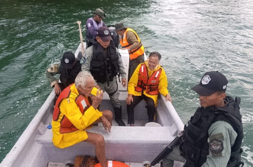  Rescatan a dos turistas ecuatorianos tras naufragio en Isla Escudo de Veraguas