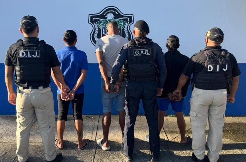  Tres personas son aprehendidas durante allanamiento en El Chumical, Arraiján
